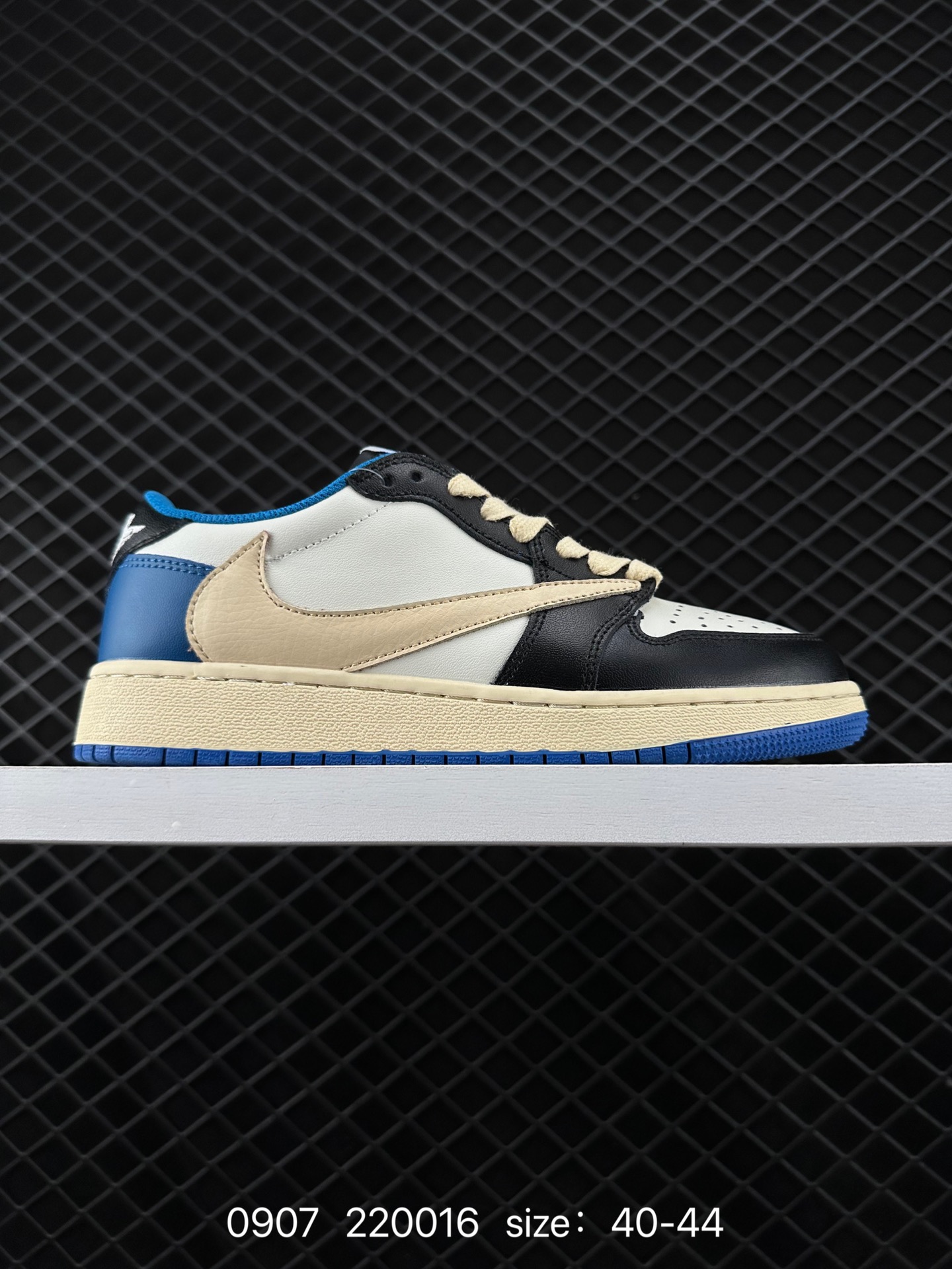 fragment design x Travis Scott x Nike Air Jordan 1 Low OG SP”Black/Green Toe“